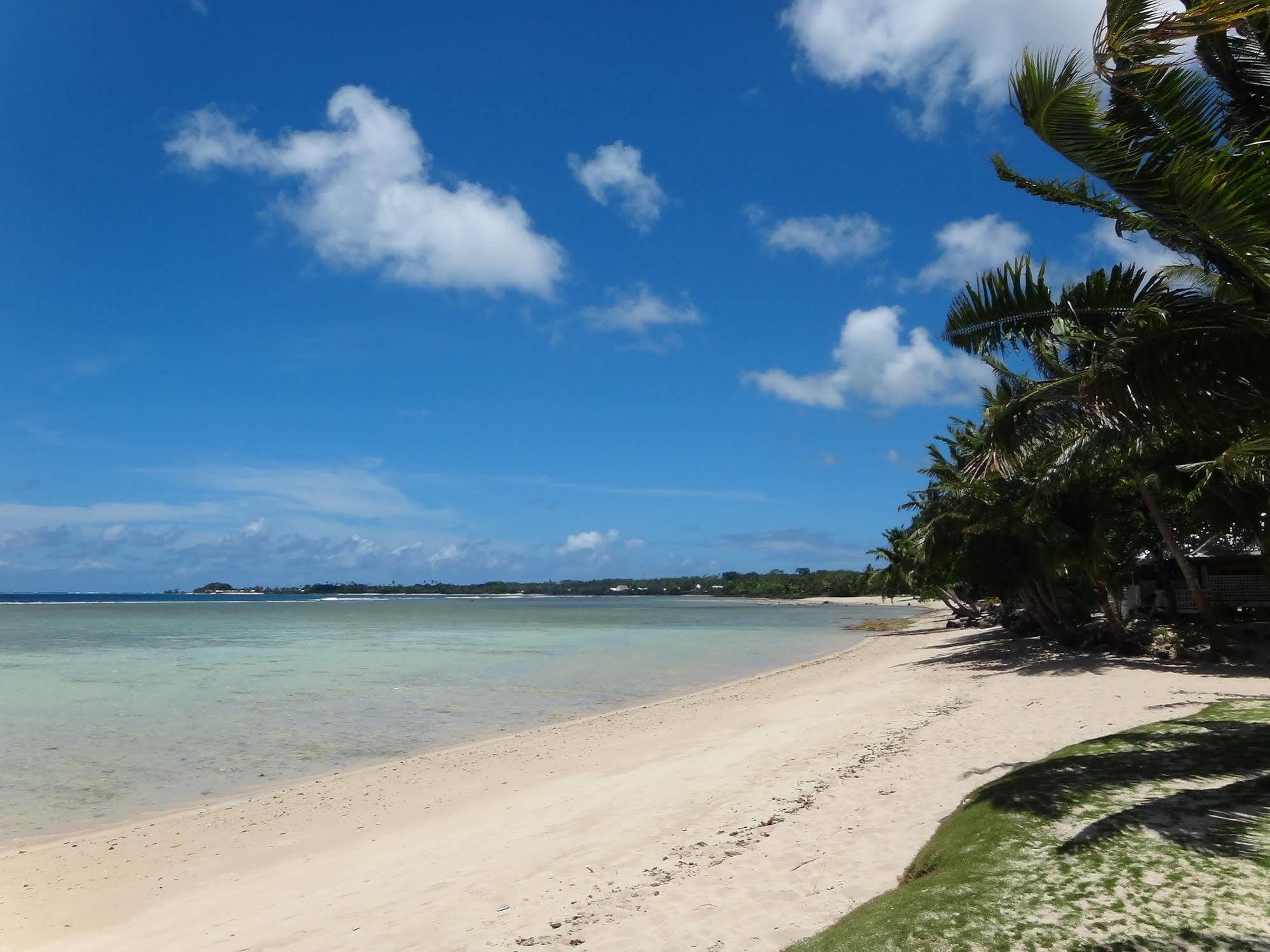 Tailua Beach Fales Manase Eksteriør bilde